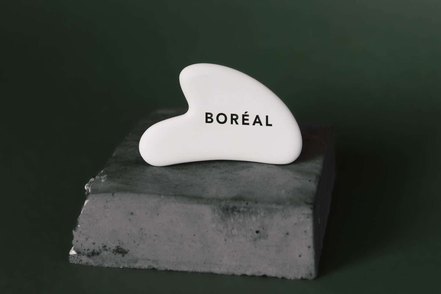 BORÉAL porcelain for gua sha ritual