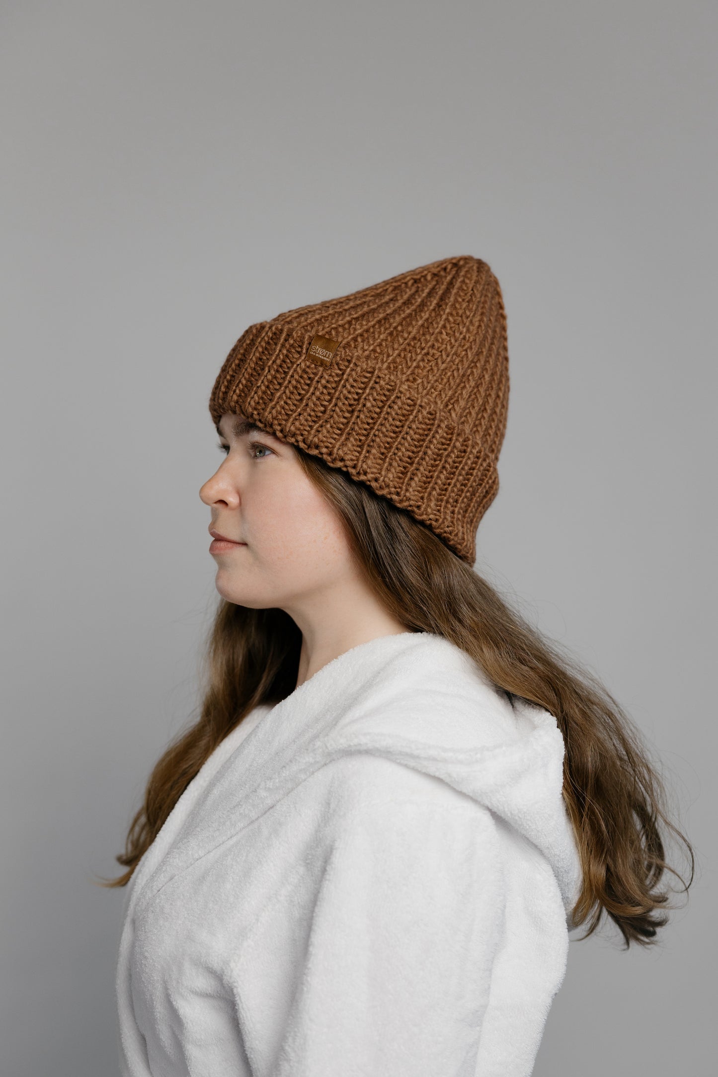 Cable-knit tuque
