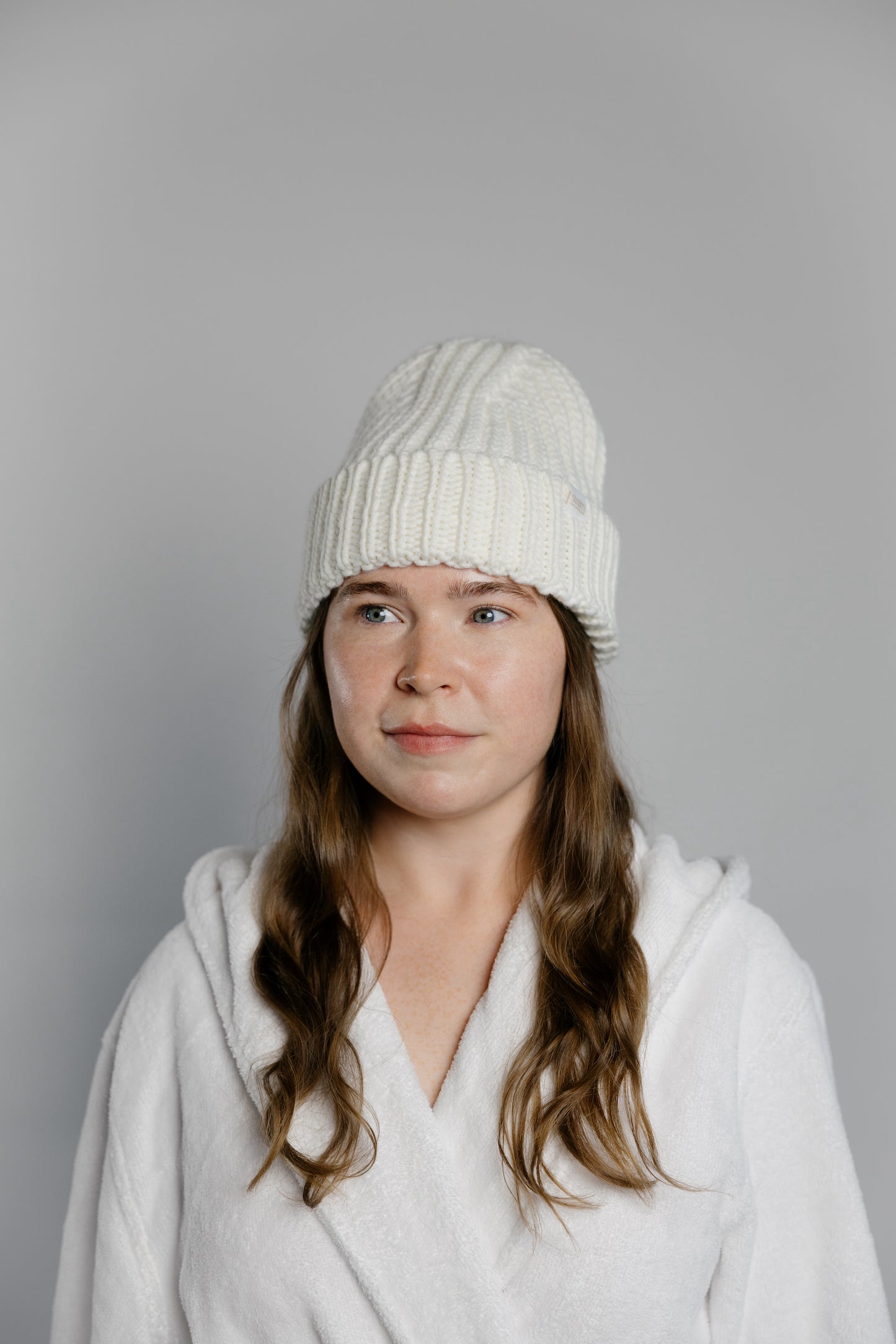 Cable-knit tuque