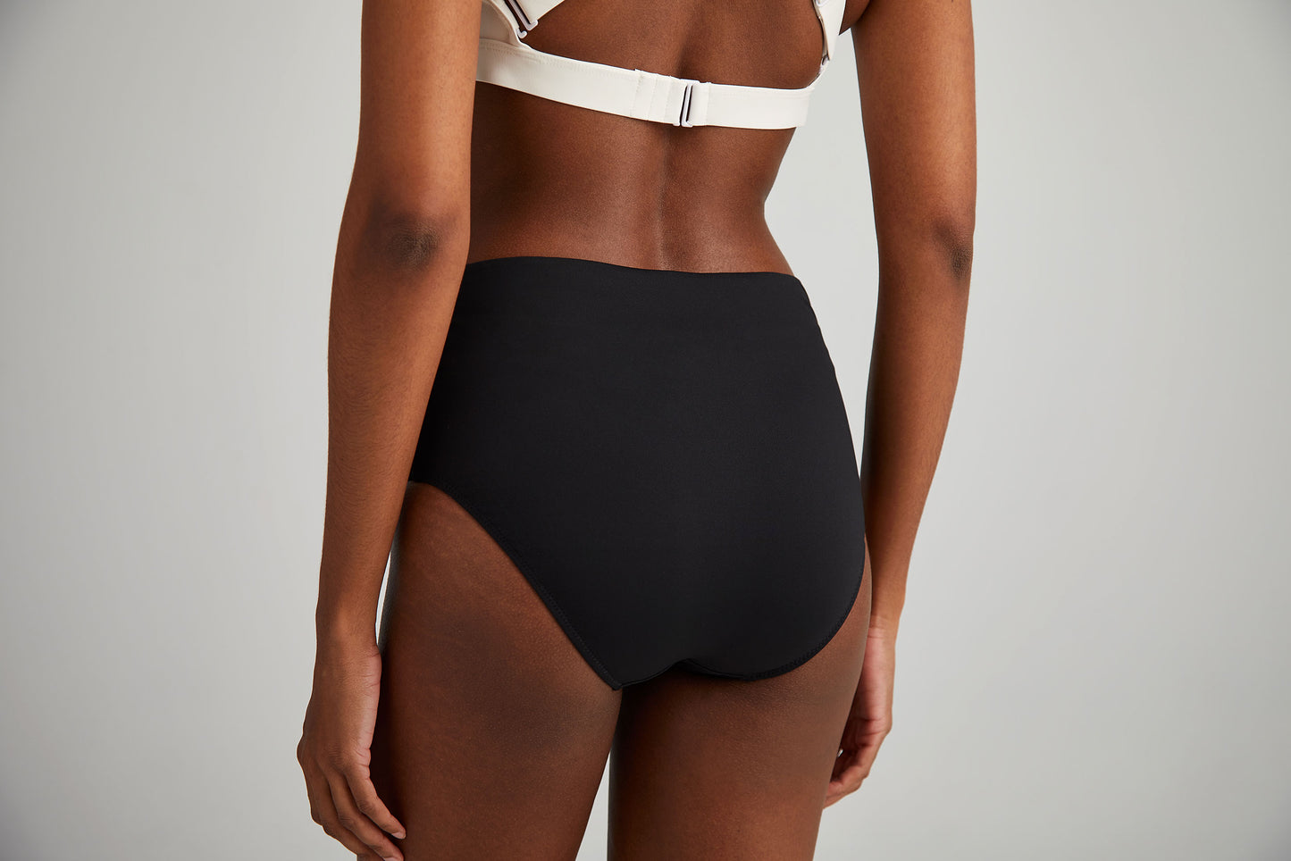Laga (bikini bottom)