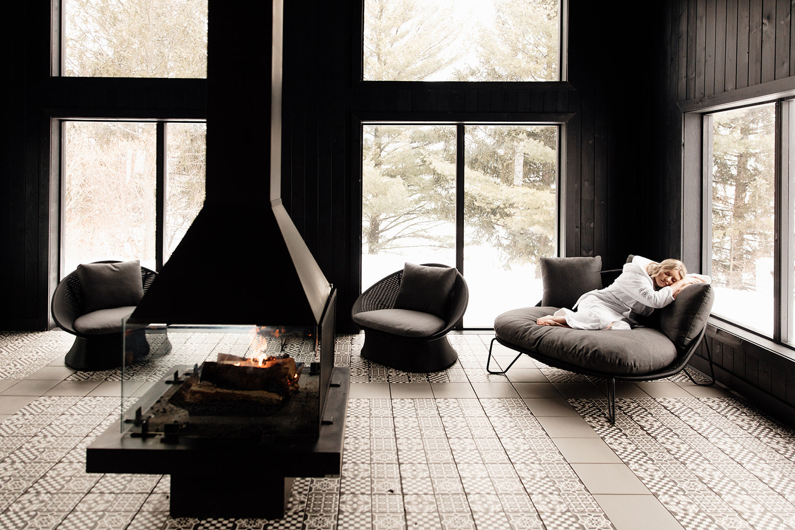 $300 gift card - Partner